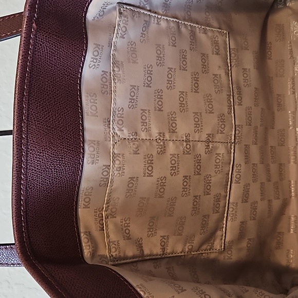 Michael Kors Burgandy Pebbled Leather Work Tote - Picture 9 of 16
